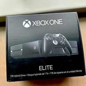 Xbox Elite 1TB - Rarely Used, Excellent Conditions